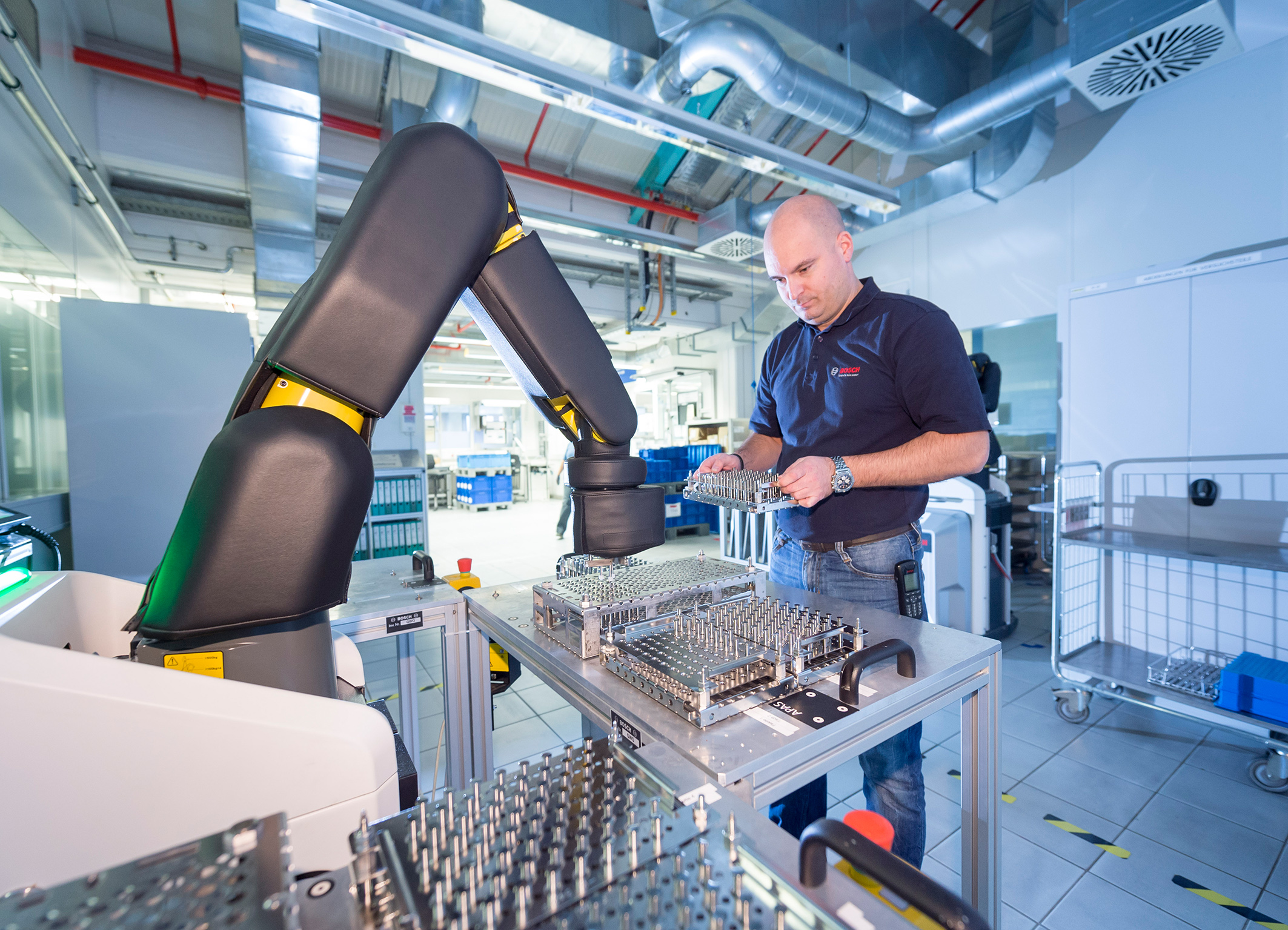 bosch automatic production assistant robot arm