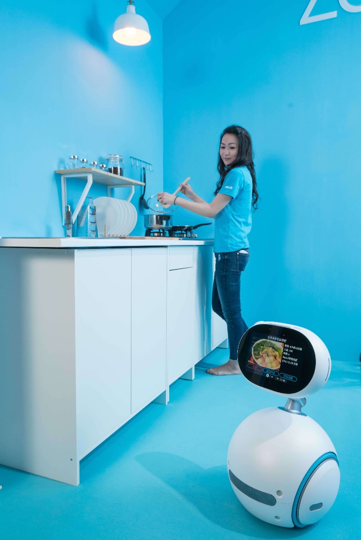 Zenbo is also a hands-free household helper who enriches the home with a broad range