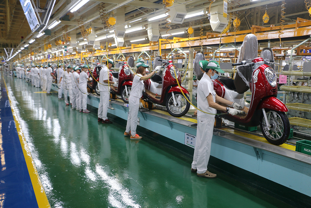 honda-motorcycle-production in thailand small