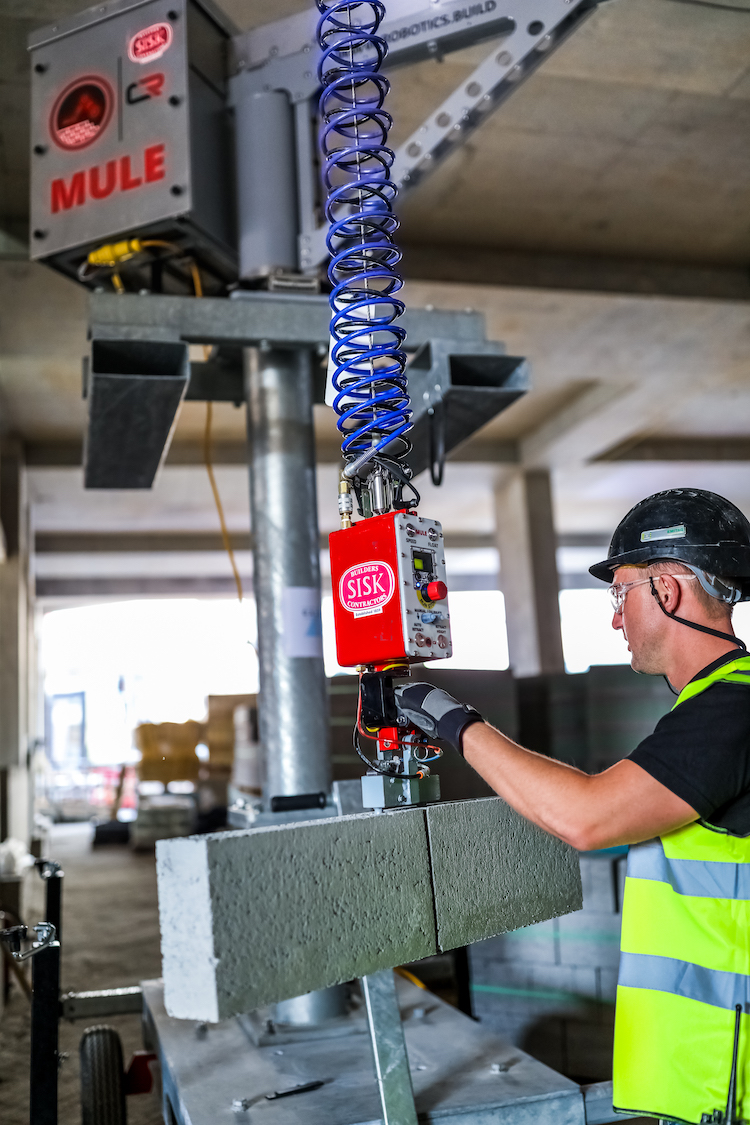 Sisk Becomes First Construction Company In Europe To Introduce Lifting Robotics To Site