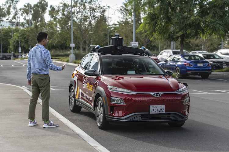 Hyundai unveils autonomous electric car for free ride-sharing in California