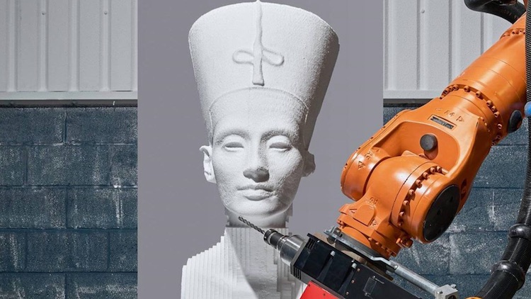 Store Haiku jøde Kuka milling robot used to manufacture film props