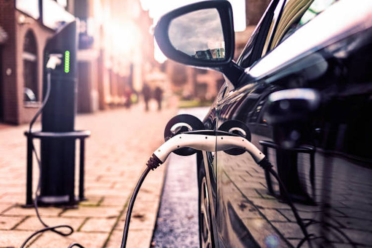 Should I Buy an Electric Car in Today’s Market?