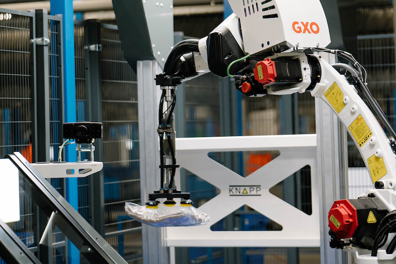 GXO pilots customised robotic arm for fashion e-commerce logistics