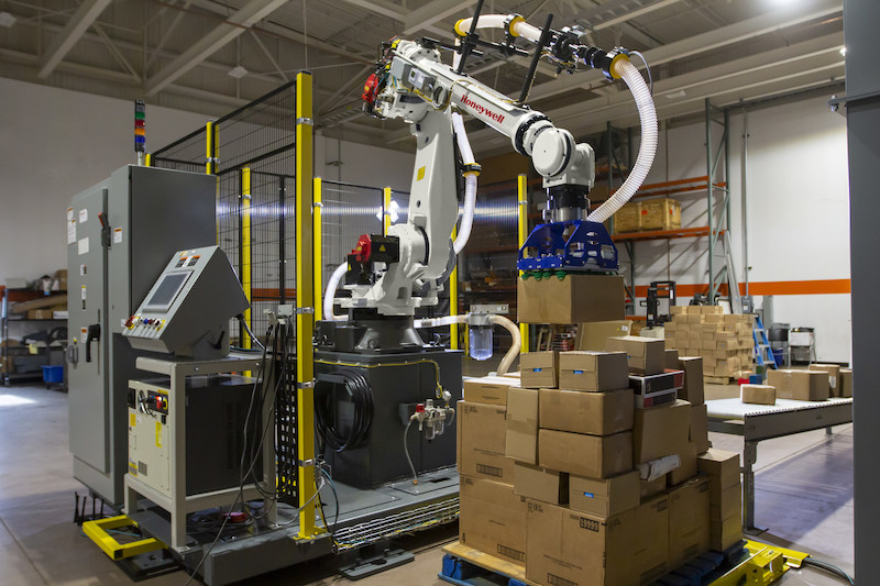 Honeywell introduces new robotic technology to ‘help warehouses boost productivity, reduce injuries’