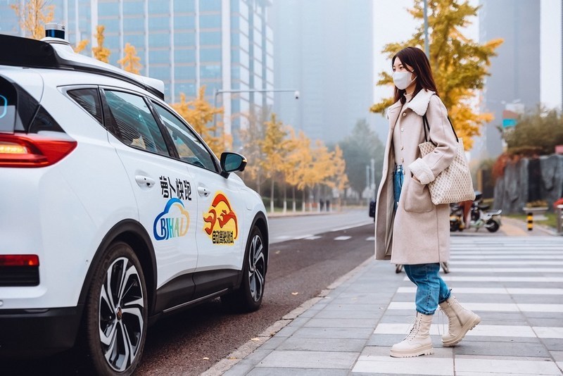 Baidu Apollo wins approval for commercialized autonomous car service on open roads in Beijing