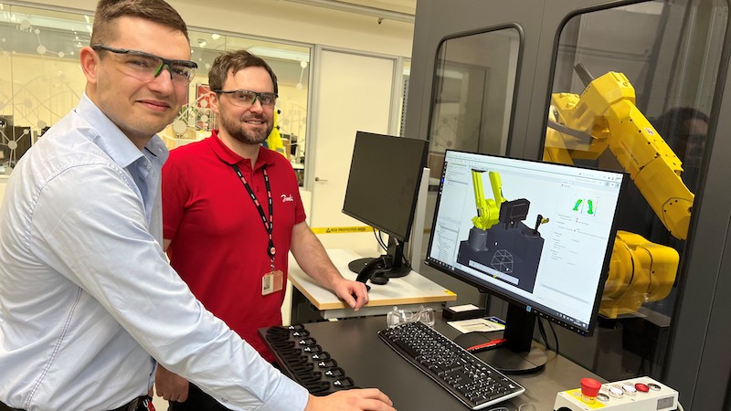 Danfoss installs 3D scanner robotic that may measure parts to inside a micron