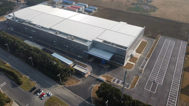 Yaskawa completes new plant for manufacturing mounting boards and electronic units in China