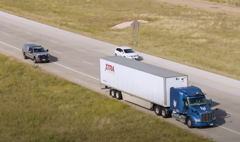 Embark demonstrates its autonomous trucks’ emergency vehicle interaction capabilities