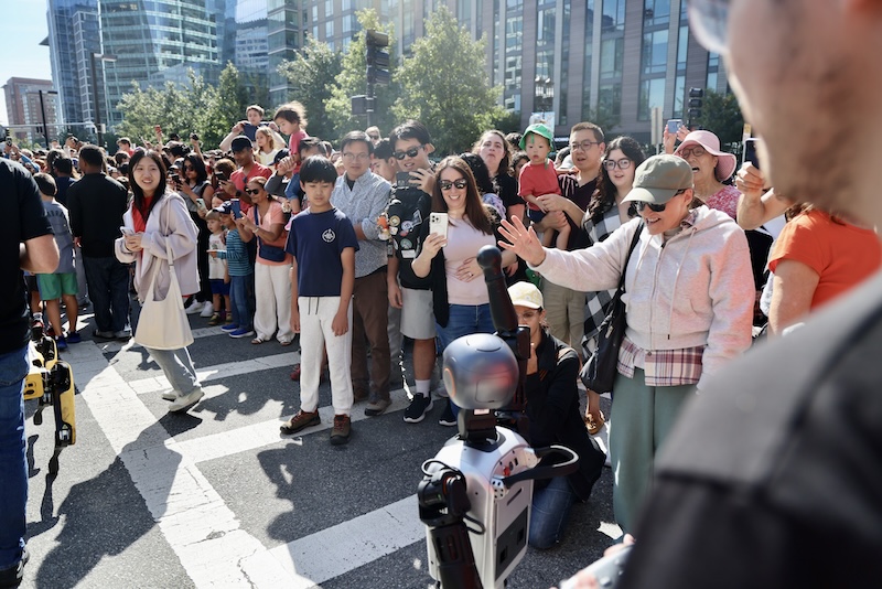 MassRobotics, RoboBoston 2026 sponsorluğunu açtı ve AI kariyer fuarını duyurdu.