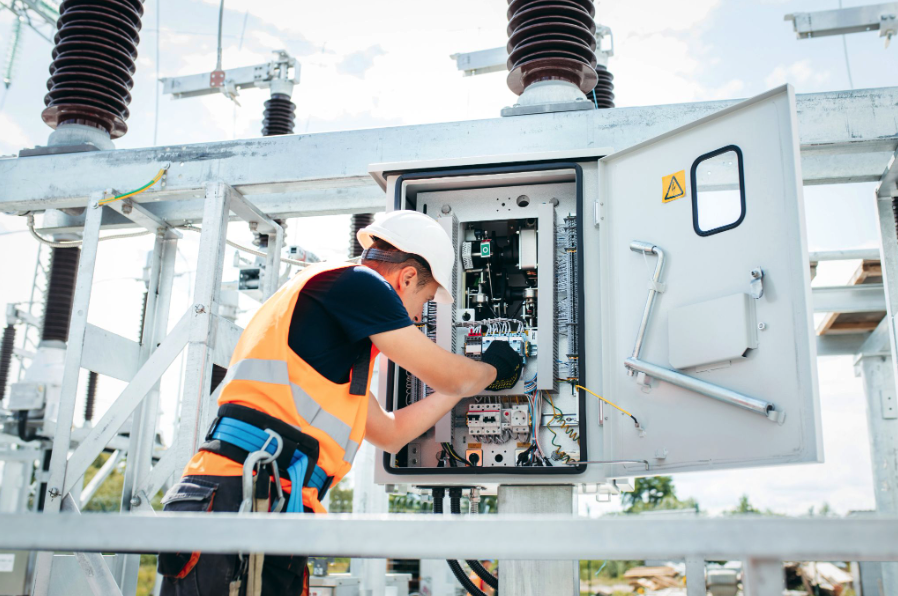 Imagen de la noticia: What is Electrical Contracting? A Beginner’s Guide (Robotics & Automation News)